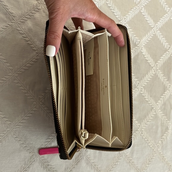 Kate spade wallet - Picture 3 of 5